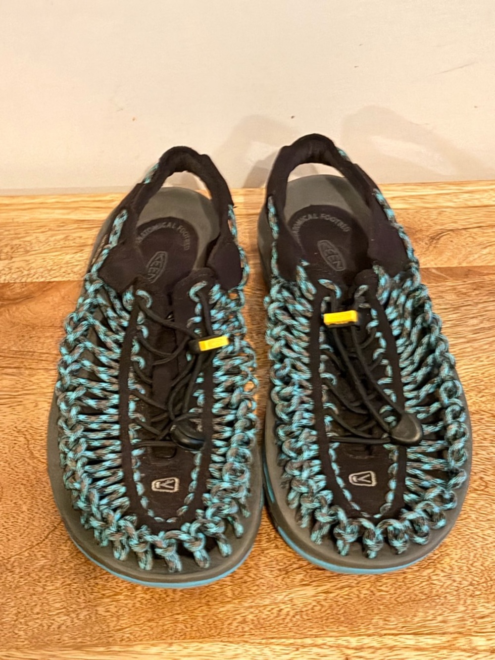 KEEN Women’s Black and Teal Woven Slip-On Sandals